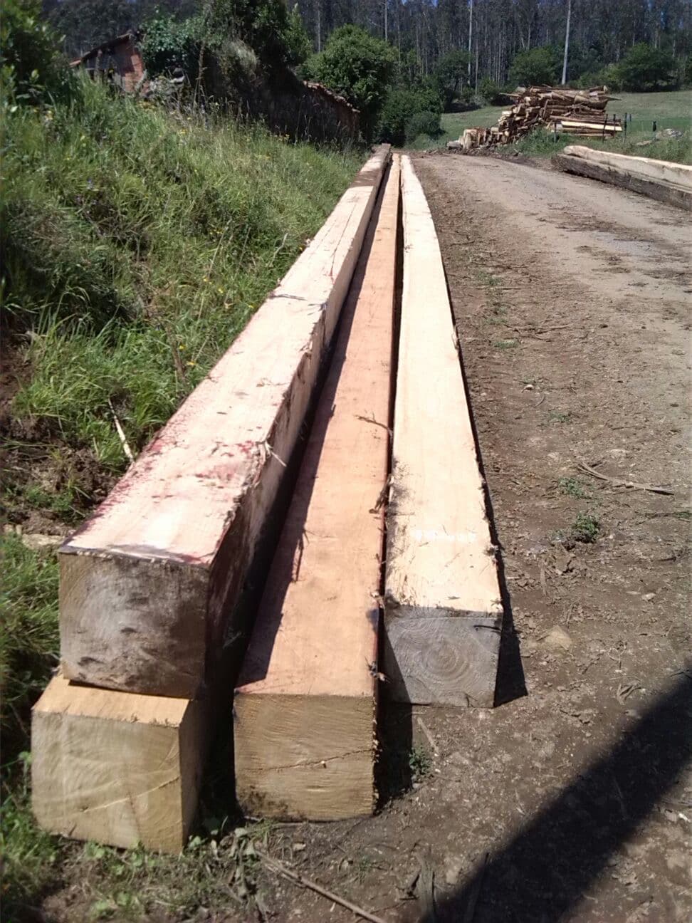 Fabricamos vigas de madera para bateas de todos los tamaños